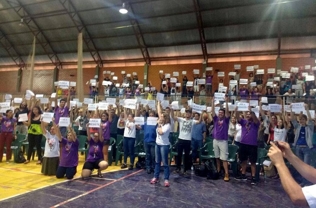 Assembléia SESUNILA Resiste
